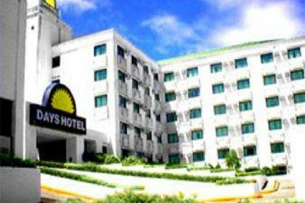 Days Hotel Mactan Cebu Lapu-Lapu City Exterior photo
